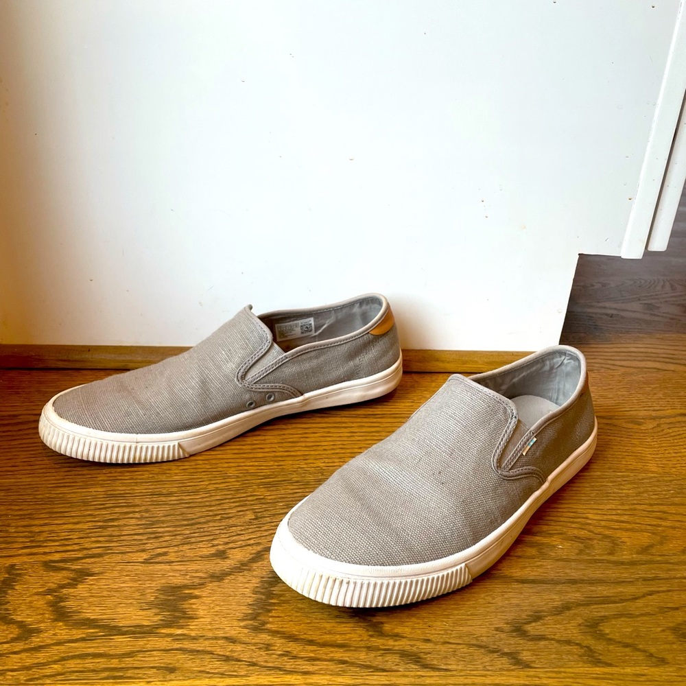 Mens Toms Baja slip on grey